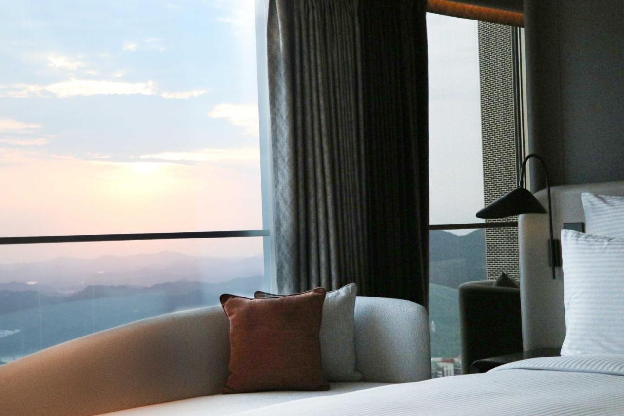 Pullman Shenzhen North Hotel Buitenkant foto